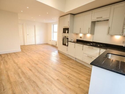 2 Bedroom Flat For Sale In Childs Hill, London