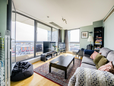 2 bedroom penthouse for rent in Centenary Plaza, 18 Holliday Street, Birmingham City Centre, B1