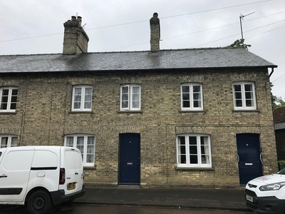 2 bedroom semi-detached house for rent in Church Lane, Trumpington, Cambridge, CB2