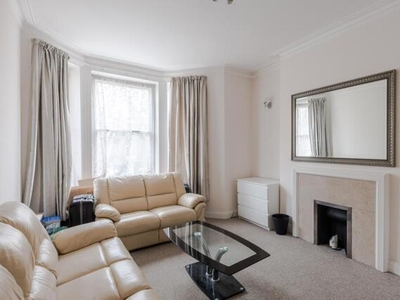 3 Bedroom Apartment London Greater London