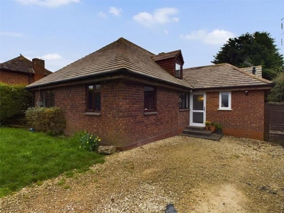 3 Bedroom Bungalow For Sale In Worcester, Worcestershire
