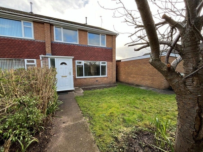 3 bedroom terraced house for rent in Elton Close, Stapleford. NG9 8JN, NG9