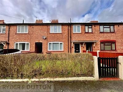 3 bedroom town house for rent in Ascot Road, Newton Heath, Manchester, M40
