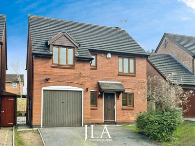 4 bedroom detached house for rent in Elliot Close, Oadby, Leicester, LE2