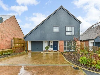 4 Bedroom Detached House For Sale In Liss