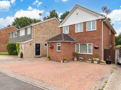 4 Bedroom House Copthorne West Sussex