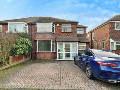 4 bedroom semi-detached house for rent in Broad Oak Lane, Manchester, Greater Manchester, M20