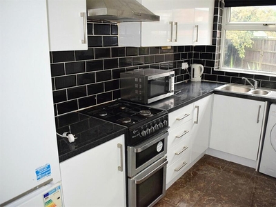4 bedroom semi-detached house for rent in Parsonage Road, Withington, M20