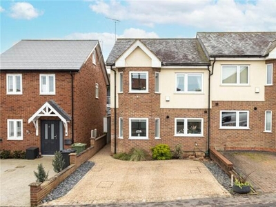 4 Bedroom Semi-detached House For Sale In Wheathampstead, St. Albans