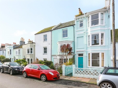 4 bedroom terraced house for rent in Kensington Place, Brighton, East Sussex, BN1