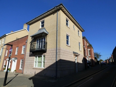 4 bedroom town house for rent in Bridewell Lane, Bury St Edmunds, IP33