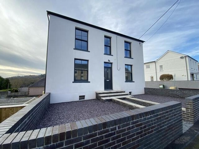 5 Bedroom Detached House For Sale In Clydach, Swansea
