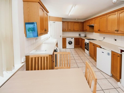 5 bedroom end of terrace house for rent in Carholme Road | Student House | Available 24/25, LN1