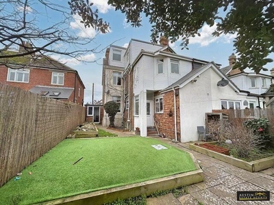 5 Bedroom Terraced House For Sale In Wyke Regis, Weymouth