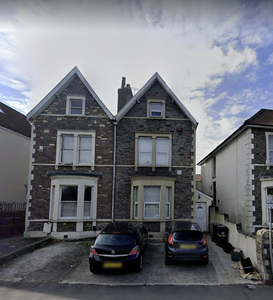 6 bedroom semi-detached house for rent in Fishponds Road, Bristol, BS5