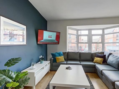 8 Bedroom Apartment Liverpool Merseyside