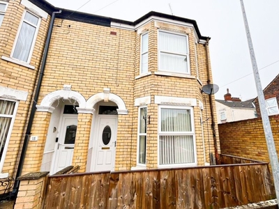 Chaucer Street, HULL - 3 bedroom terraced house