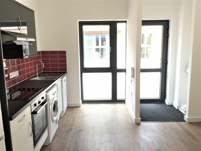 Studio flat for rent in 2 Kiln Court Canterbury - ref 3209, CT1