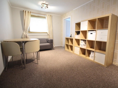 1 bedroom apartment for rent in Eglinton Court, LAURIESTON, G5
