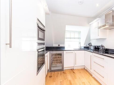 1 Bedroom Apartment For Rent In Mayfair, London