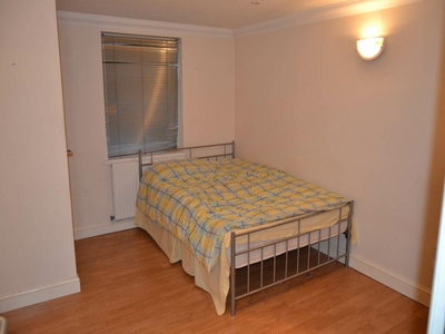 1 bedroom flat for rent in Bedford Street, Roath, Cardiff, CF24