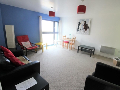 1 bedroom flat for rent in Churchill Way, Cardiff, CF10 2HS, CF10