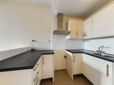 1 bedroom flat for rent in College Avenue, Mannamead, PL4
