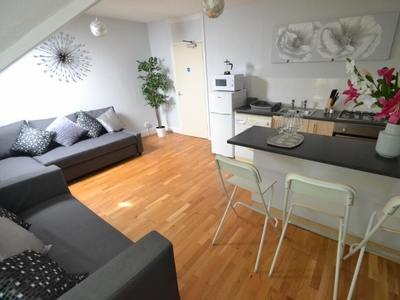 1 bedroom flat for rent in Connaught Road, ROATH, CARDIFF, CF24