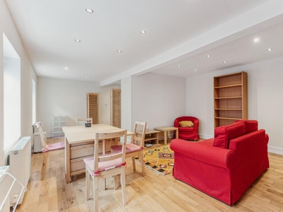 1 bedroom flat for rent in Grosvenor Crescent Lane, Dowanhill, Glasgow, G12 9AB, G12