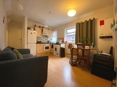 1 bedroom flat for rent in Howard Terrace, Adamsdown, CF24