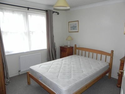 1 bedroom flat for rent in Knightsbridge House, St Lukes Square, Guildford, GU1 3JX, GU1
