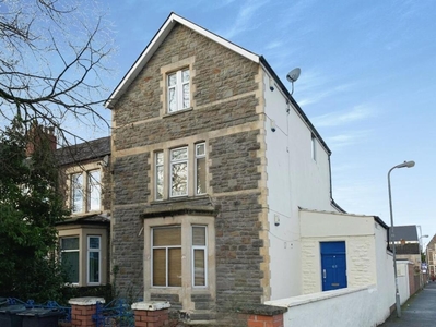 1 bedroom flat for rent in Stacey Road, Roath, CARDIFF, CF24