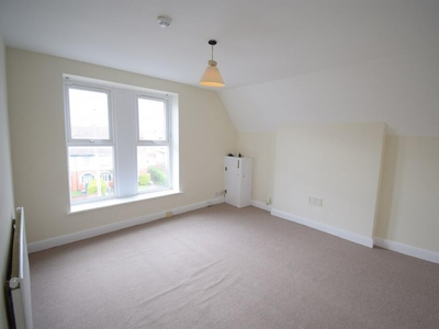 1 bedroom house for rent in Newport Road, Cardiff, CF24