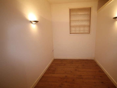 2 bed flat for sale in Town Centre,
CV21, Rugby