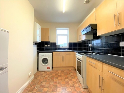 2 bedroom apartment for rent in Graham Street (First Floor Flat), Swindon, Wiltshire, SN1