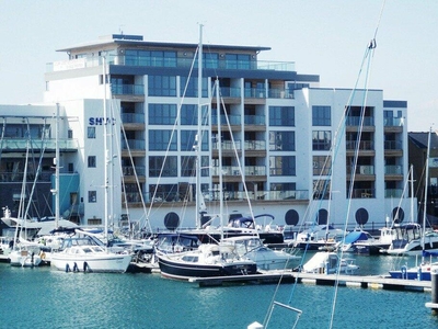 2 bedroom apartment for rent in Harbour Club, Sovereign Harbour, Eastbourne, East Sussex, BN23