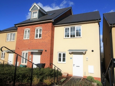 2 bedroom end of terrace house for rent in Old Park Avenue, Exeter, EX1