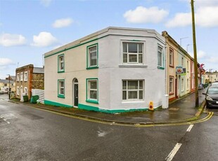 2 Bedroom End Of Terrace House For Sale In Sandown