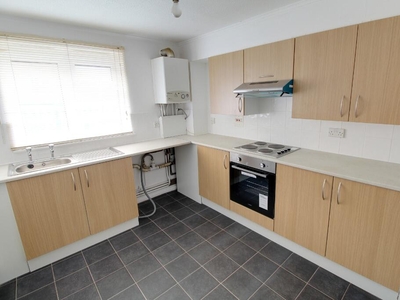 2 bedroom flat for rent in Chadburn, Paston, Peterborough, PE4