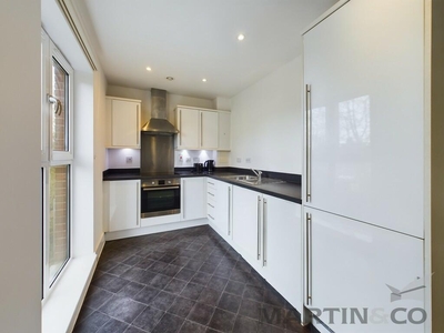 2 bedroom flat for rent in Charrington Place, AL1