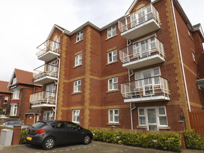 2 bedroom flat for rent in Festing Road, Southsea, PO4