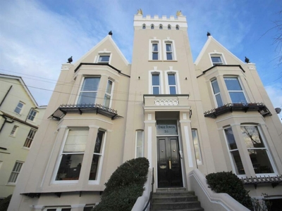 2 bedroom flat for rent in Lennox Road South, Southsea, PO5