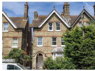 2 bedroom flat for rent in Old Dover Road, Canterbury, CT1
