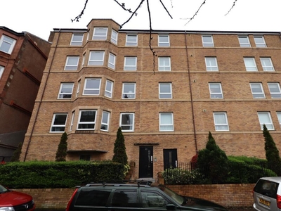 2 bedroom flat for rent in Skirving Street, Shawlands, Glasgow, G41