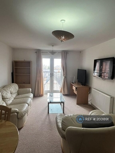 2 bedroom flat for rent in Strouds Close, Swindon, SN3