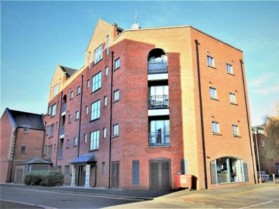 2 Bedroom Flat For Sale In Chester, Cheshire