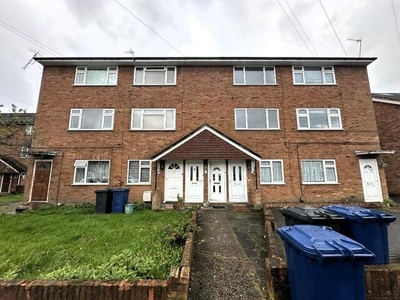 2 Bedroom Flat For Sale In Northolt, Middlesex