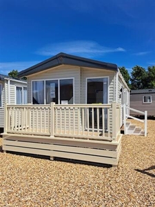 2 Bedroom Park Home For Sale In Selsey