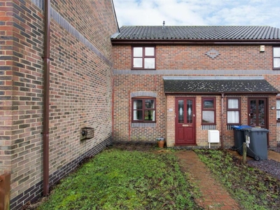 2 bedroom terraced house for rent in Starle Close, Canterbury, CT1