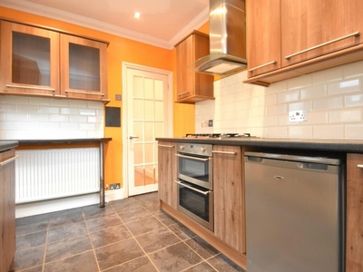 2 bedroom terraced house for rent in Sutherland Road, Southsea, PO4